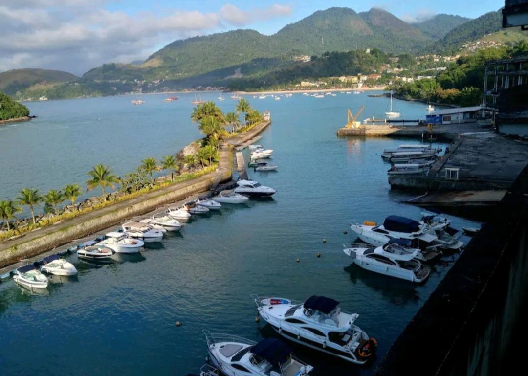 Ap Alecrim Porto Real Suites Com Tela De Protecao Praia Privativa マンガラチバ エクステリア 写真